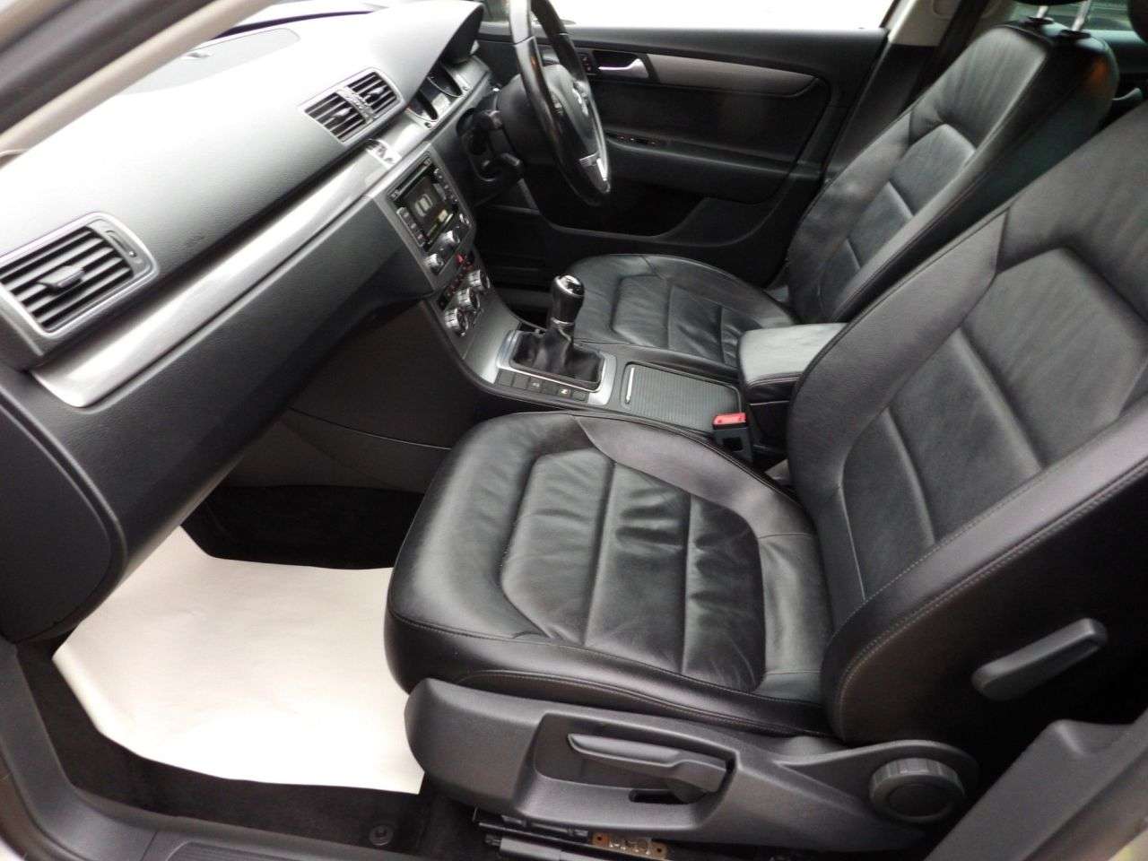 2014 VOLKSWAGEN PASSAT 2014 VOLKSWAGEN PASSAT