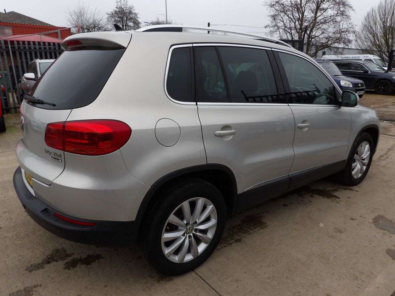 2015 VOLKSWAGEN TIGUAN 2015 VOLKSWAGEN TIGUAN