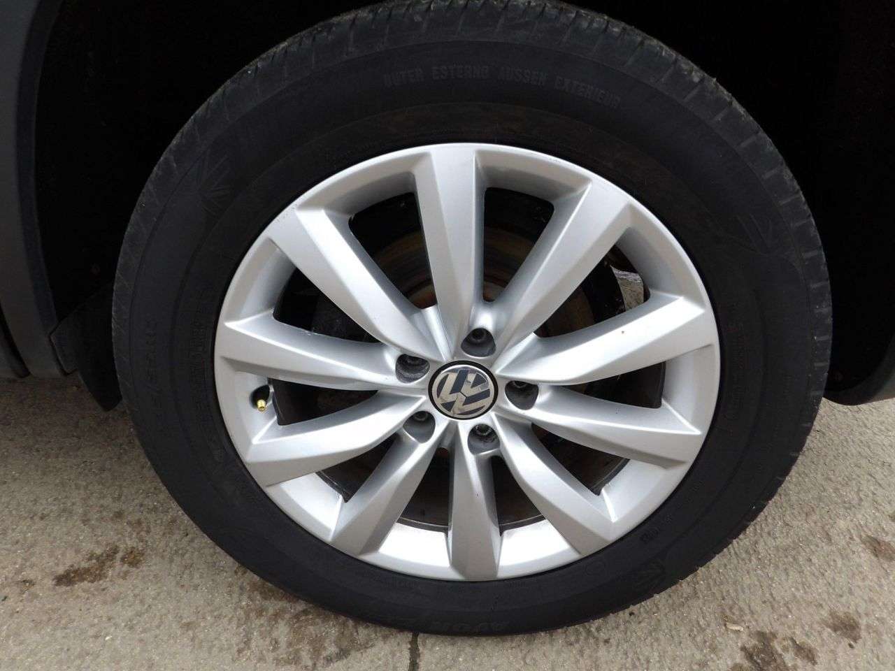 2015 VOLKSWAGEN TIGUAN 2015 VOLKSWAGEN TIGUAN