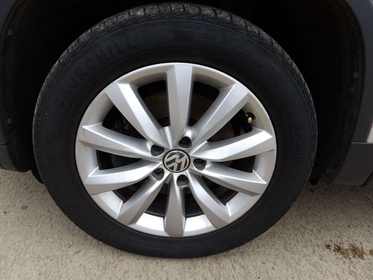 2015 VOLKSWAGEN TIGUAN 2015 VOLKSWAGEN TIGUAN