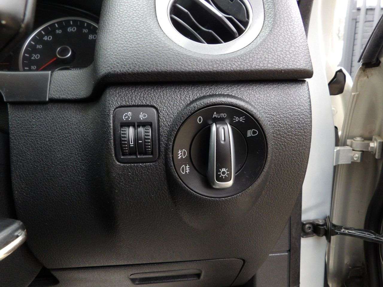 2015 VOLKSWAGEN TIGUAN 2015 VOLKSWAGEN TIGUAN