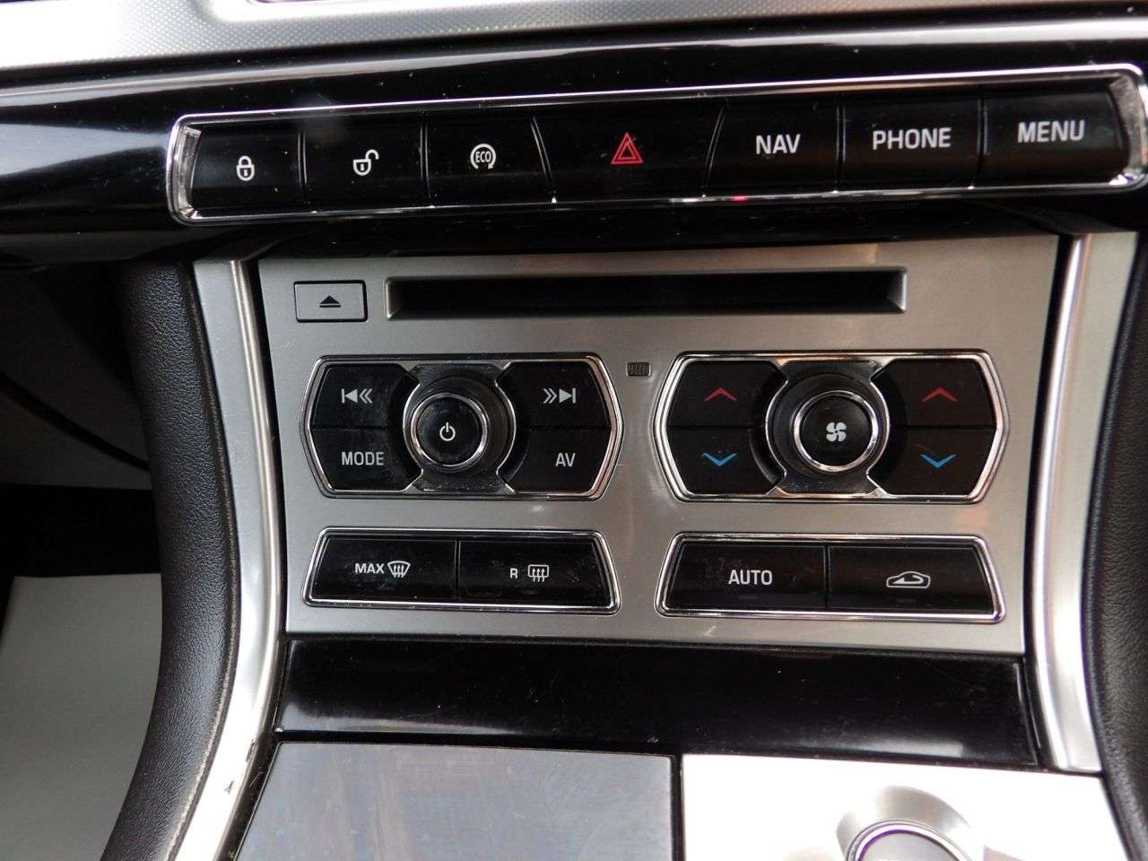 2014 JAGUAR XF 2014 JAGUAR XF