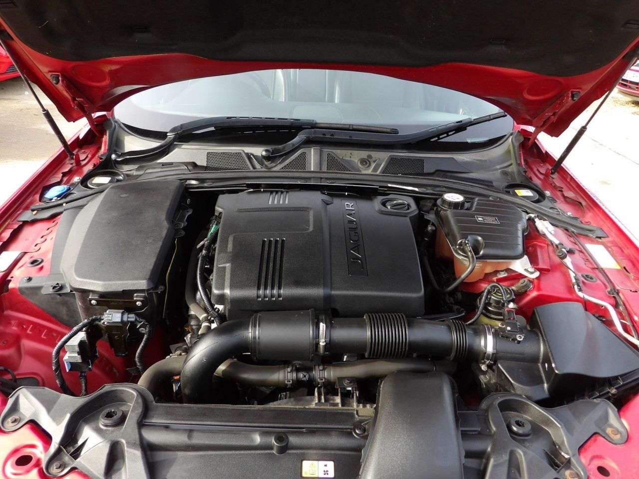 2014 JAGUAR XF 2014 JAGUAR XF