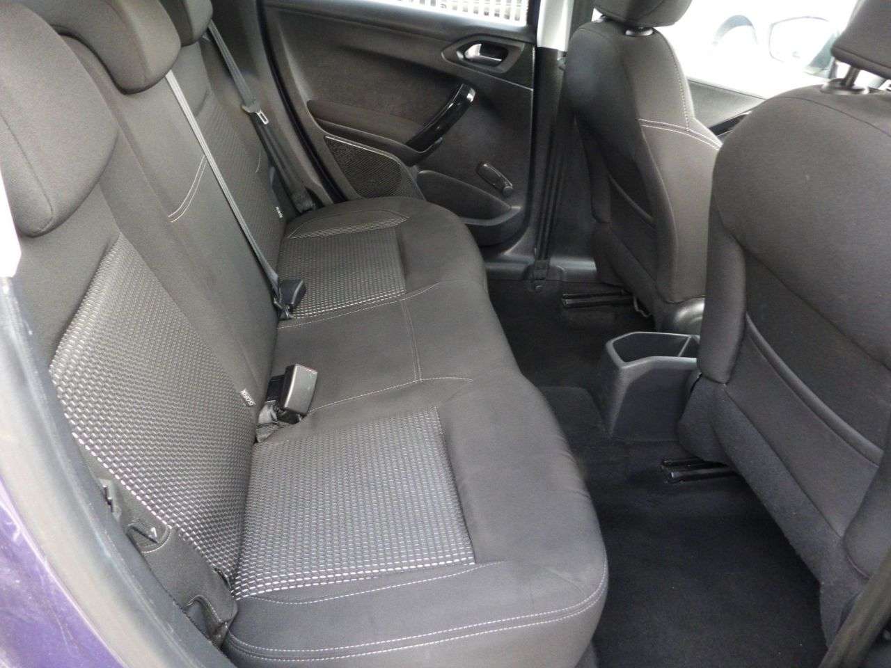 2015 PEUGEOT 208 2015 PEUGEOT 208