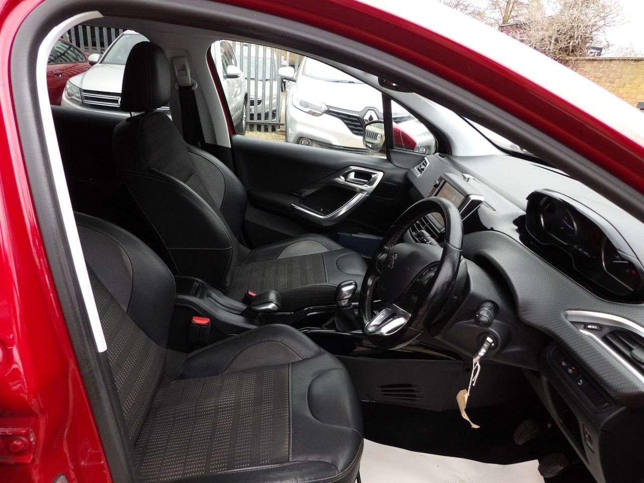 2016 PEUGEOT 2008 2016 PEUGEOT 2008