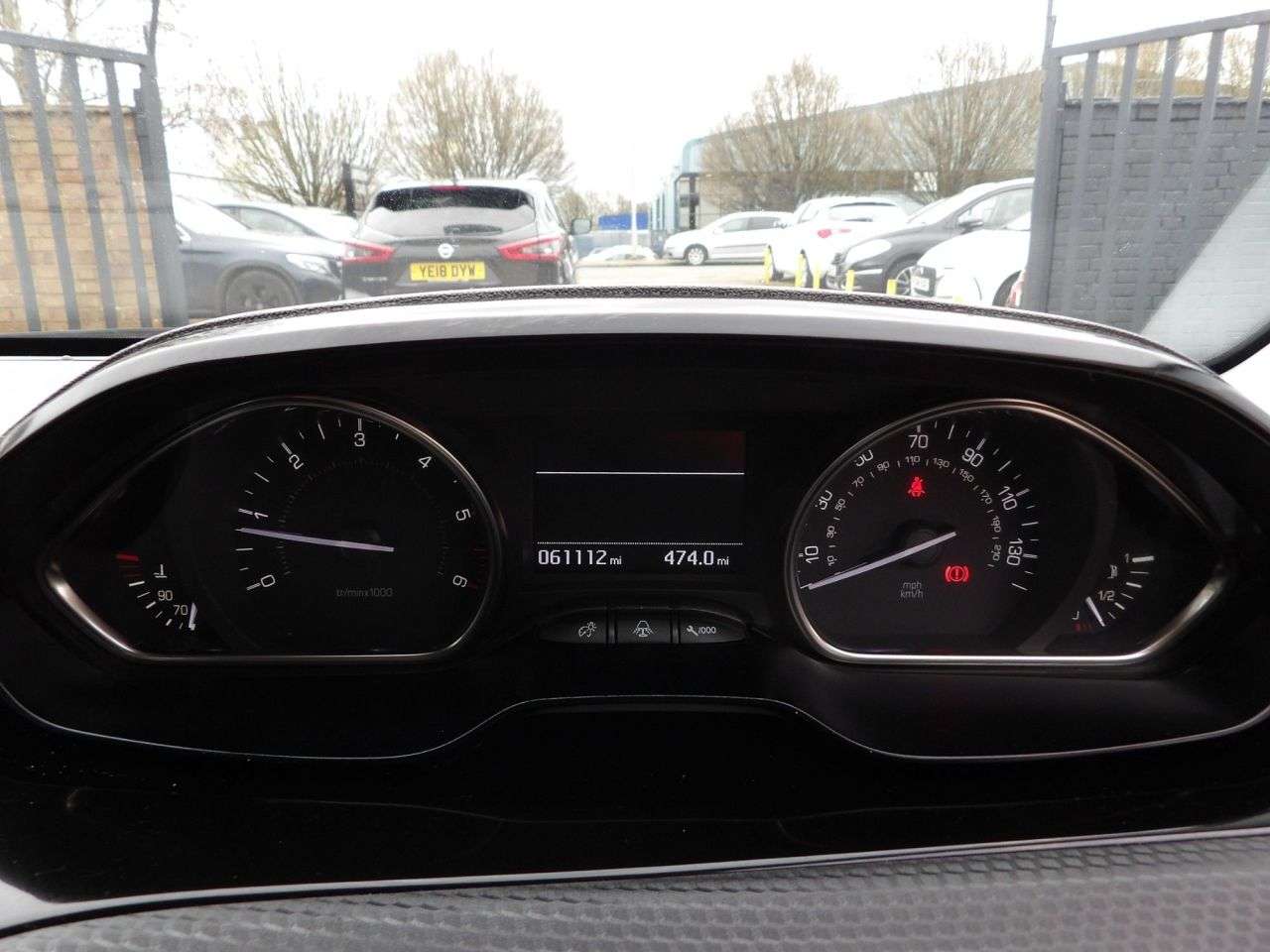 2016 PEUGEOT 2008 2016 PEUGEOT 2008