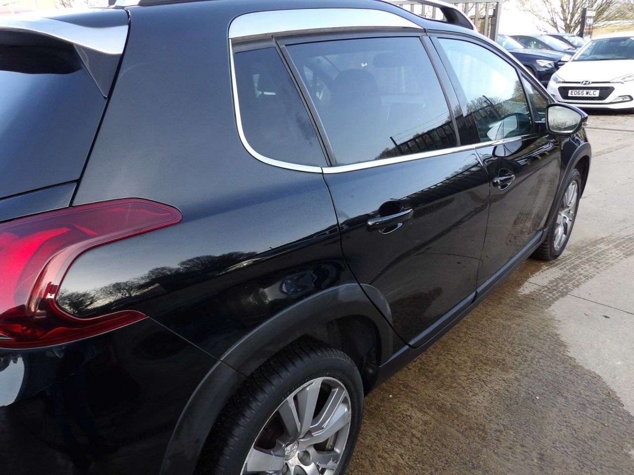 2017 PEUGEOT 2008 2017 PEUGEOT 2008