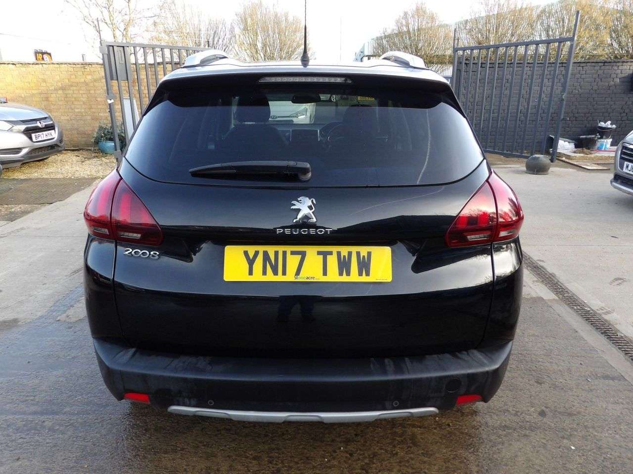 2017 PEUGEOT 2008 2017 PEUGEOT 2008