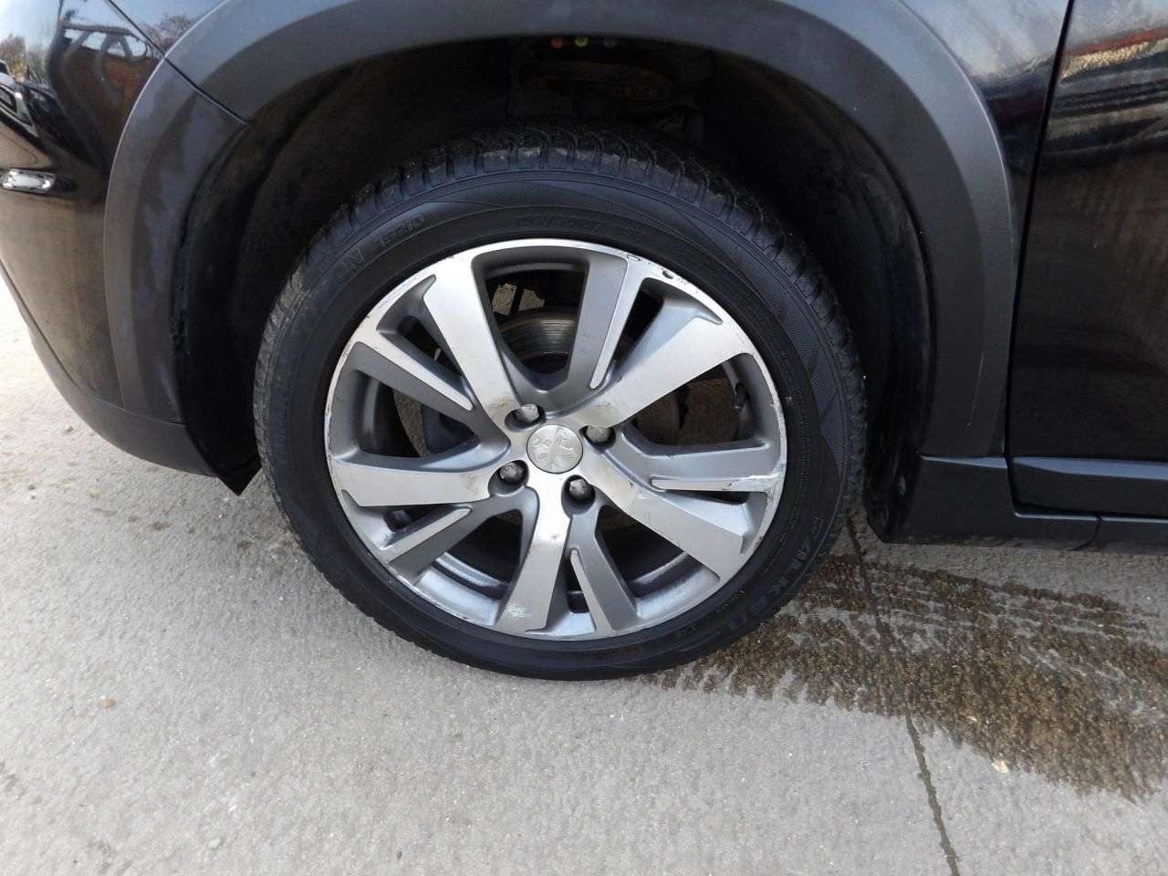 2017 PEUGEOT 2008 2017 PEUGEOT 2008