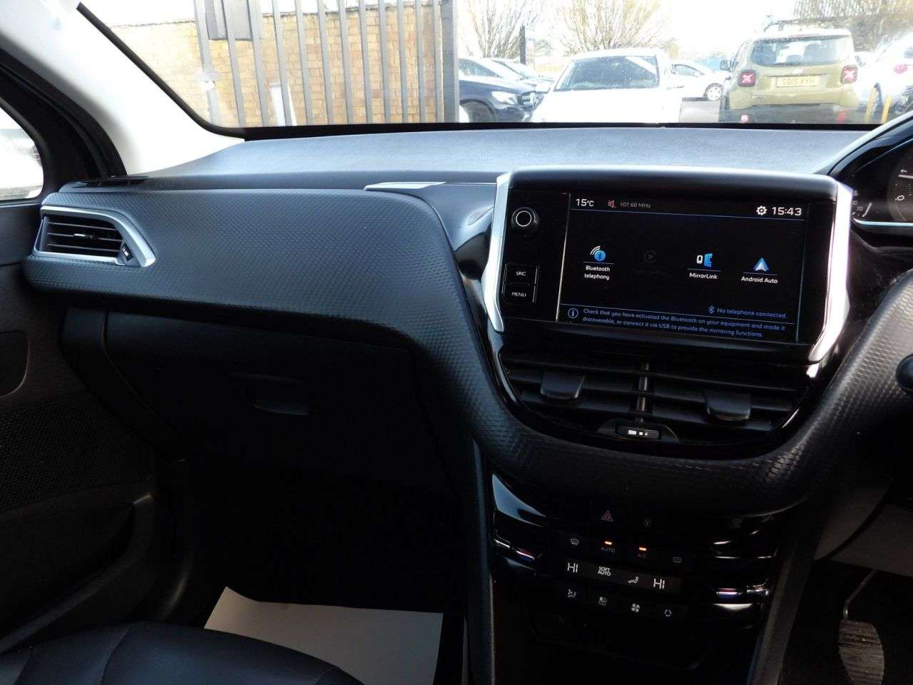 2017 PEUGEOT 2008 2017 PEUGEOT 2008