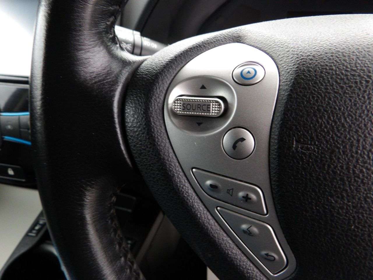 2015 NISSAN LEAF 2015 NISSAN LEAF