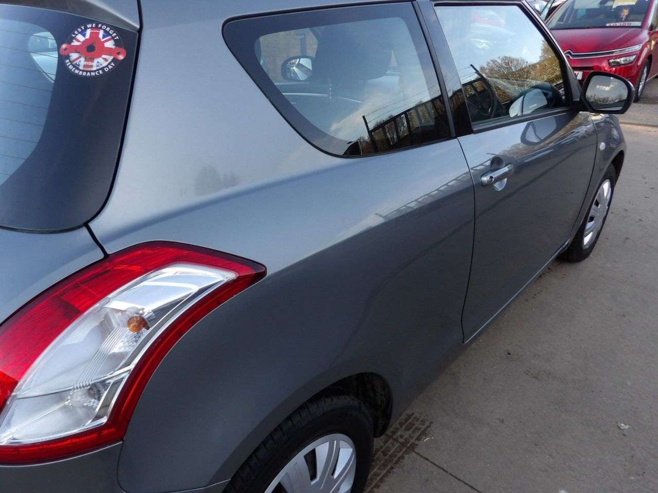 2016 SUZUKI SWIFT 2016 SUZUKI SWIFT