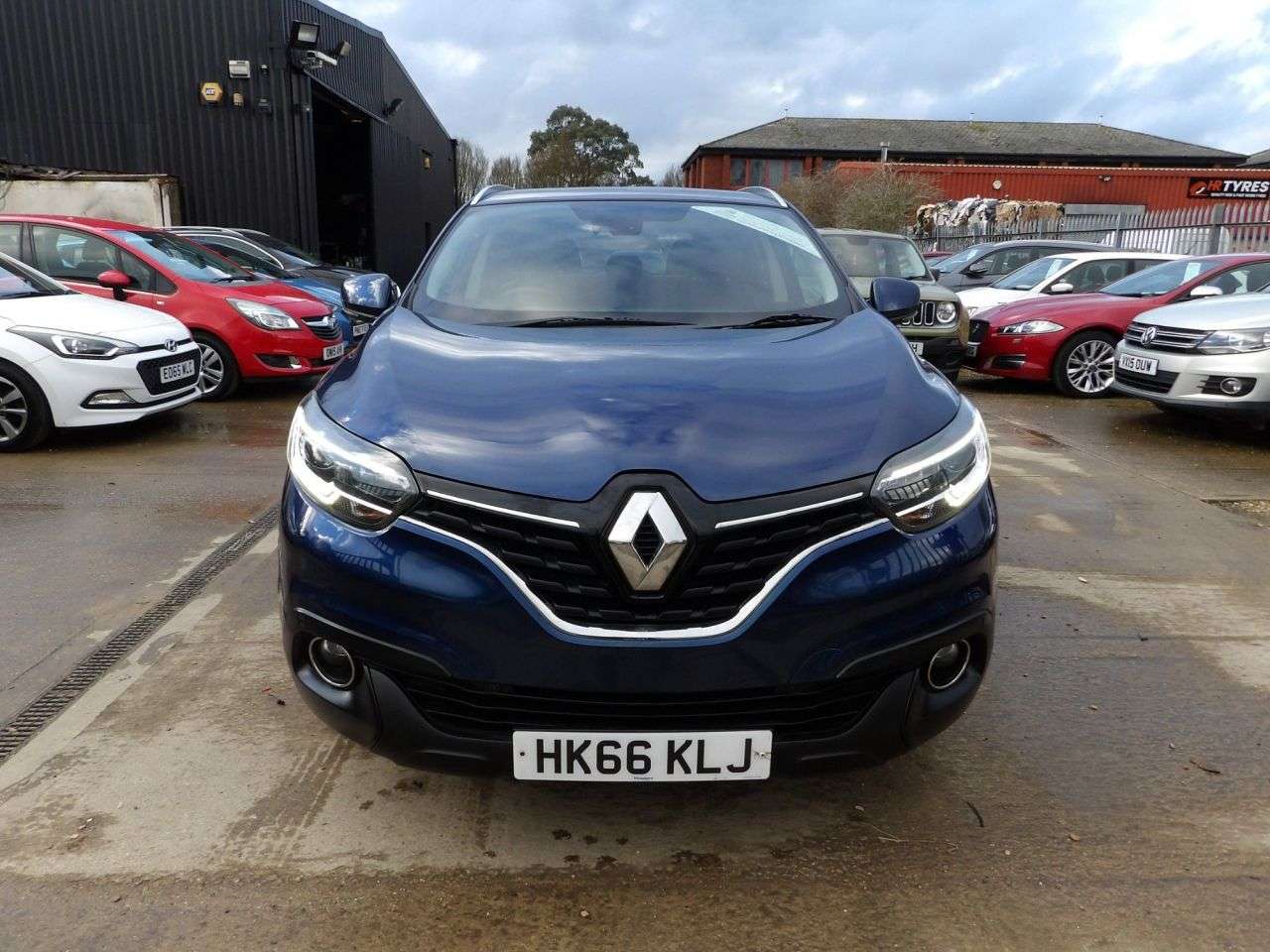 A 2016 RENAULT KADJAR 1.5 dCi Dynamique S Nav SUV 5dr Diesel Manual Euro 6 (s/s) (110 ps) A 2016 RENAULT KADJAR 1.5 dCi Dynamique S Nav SUV 5dr Diesel Manual Euro 6 (s/s) (110 ps)