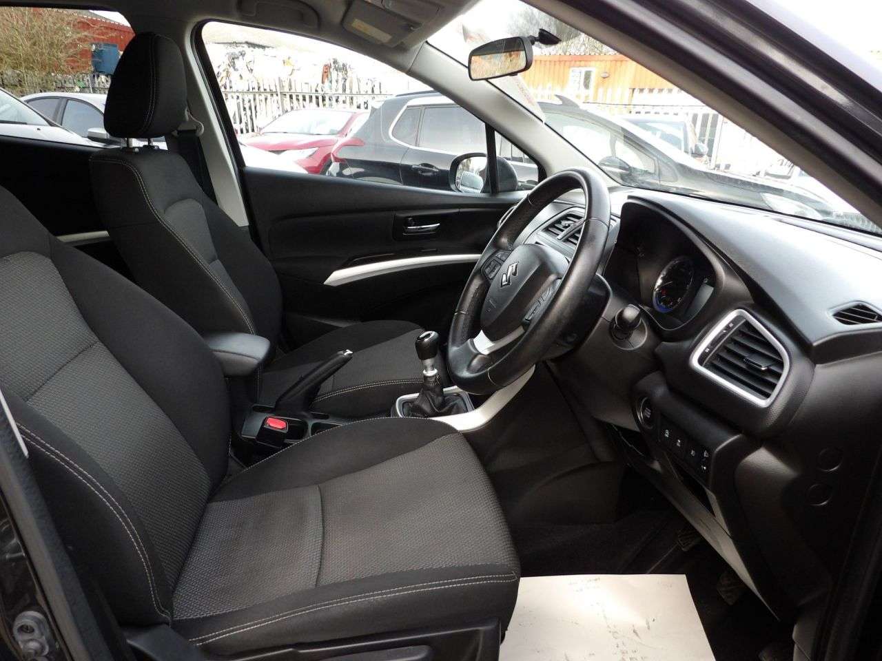 2016 SUZUKI SX4 S-CROSS 2016 SUZUKI SX4 S-CROSS