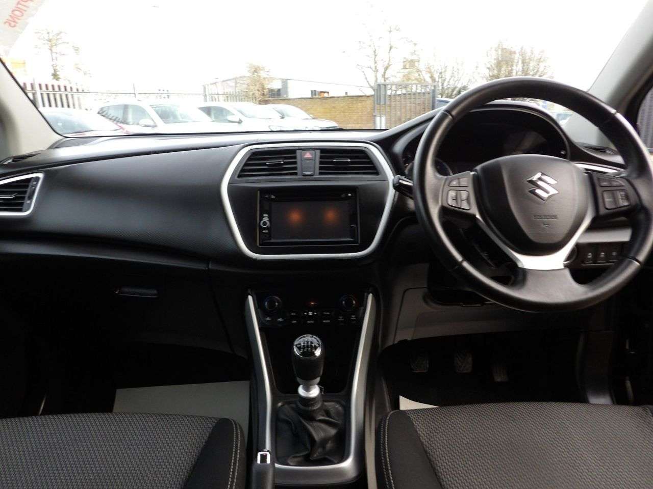 2016 SUZUKI SX4 S-CROSS 2016 SUZUKI SX4 S-CROSS