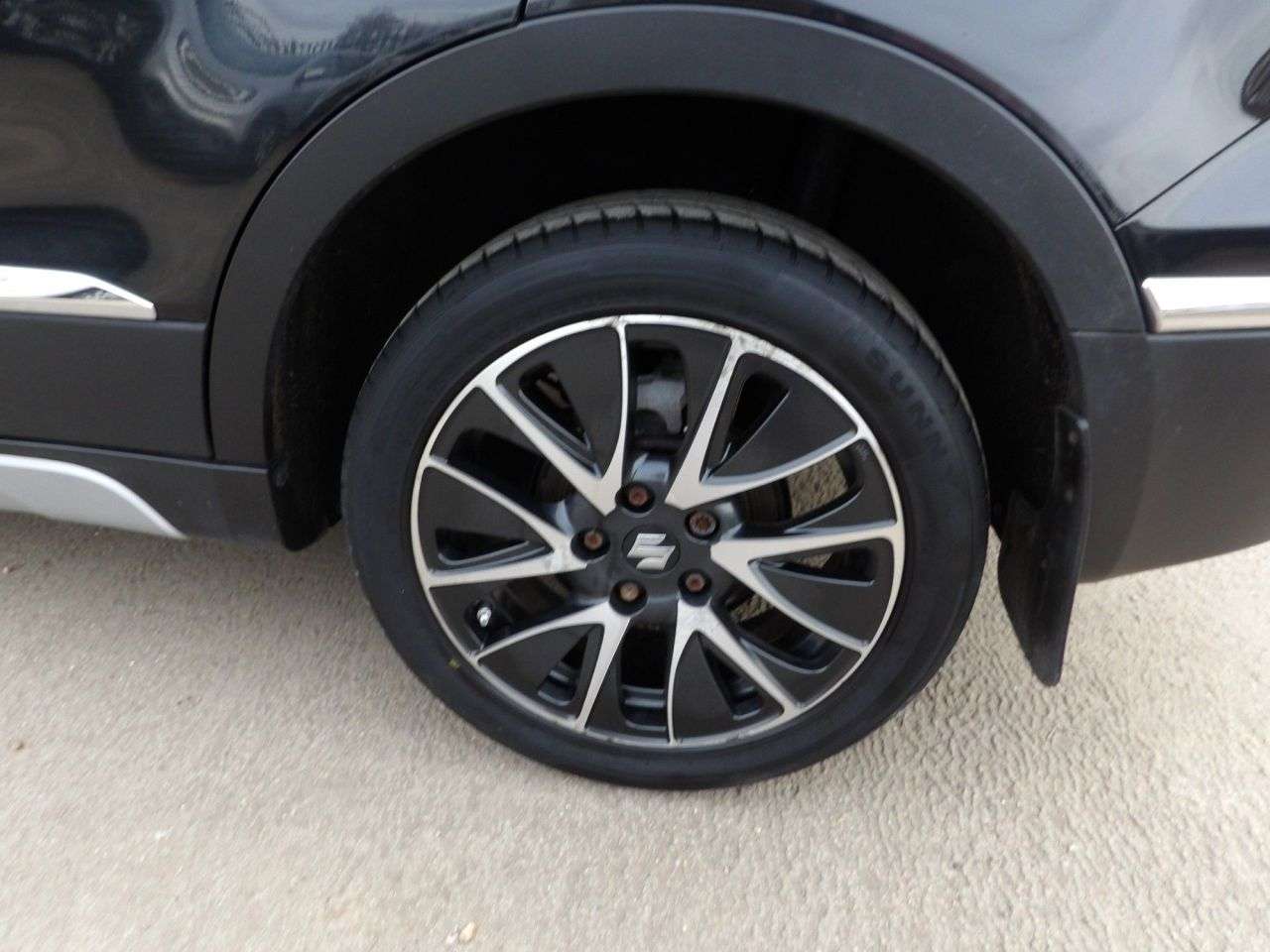 2016 SUZUKI SX4 S-CROSS 2016 SUZUKI SX4 S-CROSS