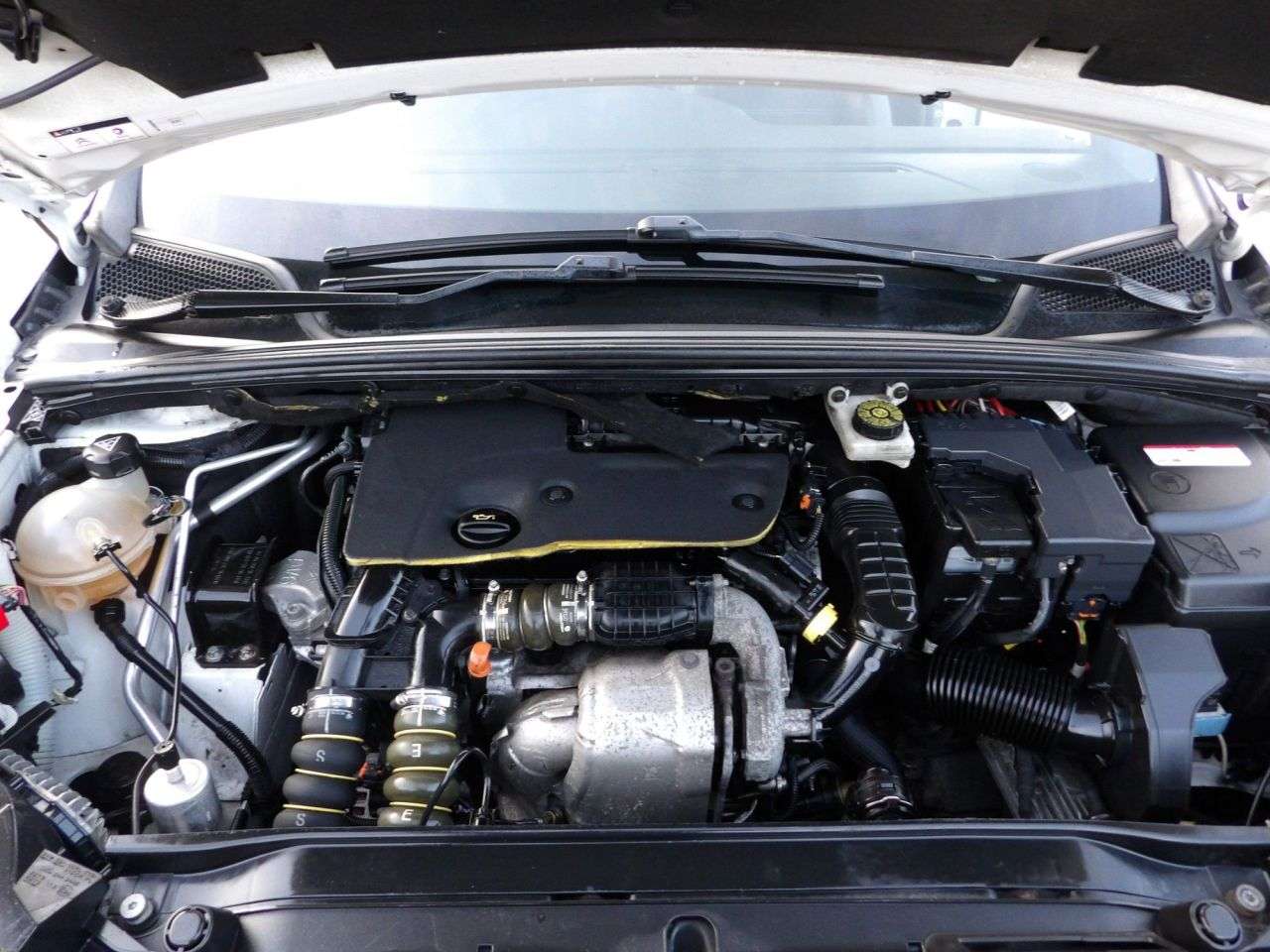 2016 DS AUTOMOBILES DS 4 CROSSBACK 2016 DS AUTOMOBILES DS 4 CROSSBACK