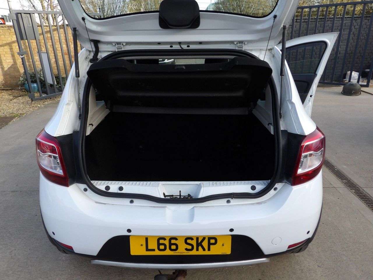 2015 DACIA SANDERO STEPWAY 2015 DACIA SANDERO STEPWAY