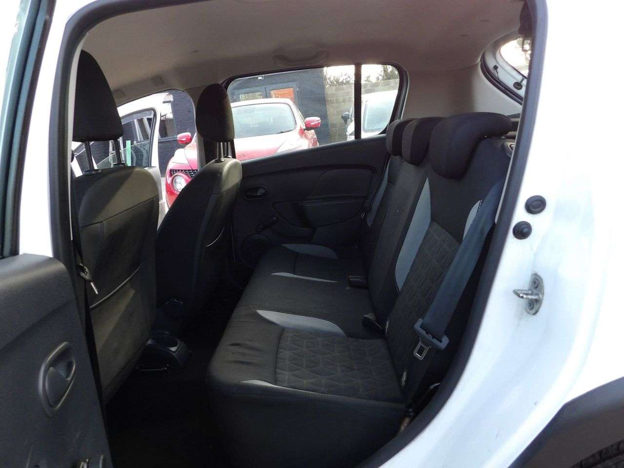 2015 DACIA SANDERO STEPWAY 2015 DACIA SANDERO STEPWAY