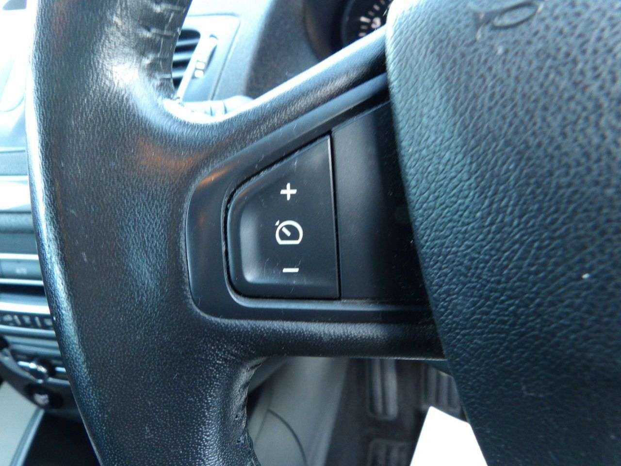 2016 RENAULT MEGANE 2016 RENAULT MEGANE