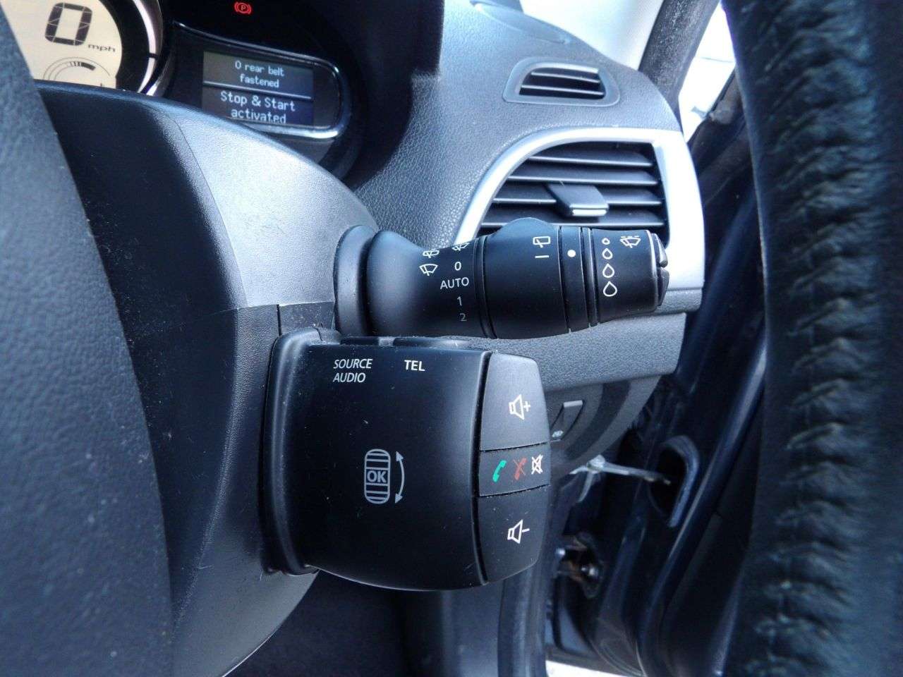 2016 RENAULT MEGANE 2016 RENAULT MEGANE