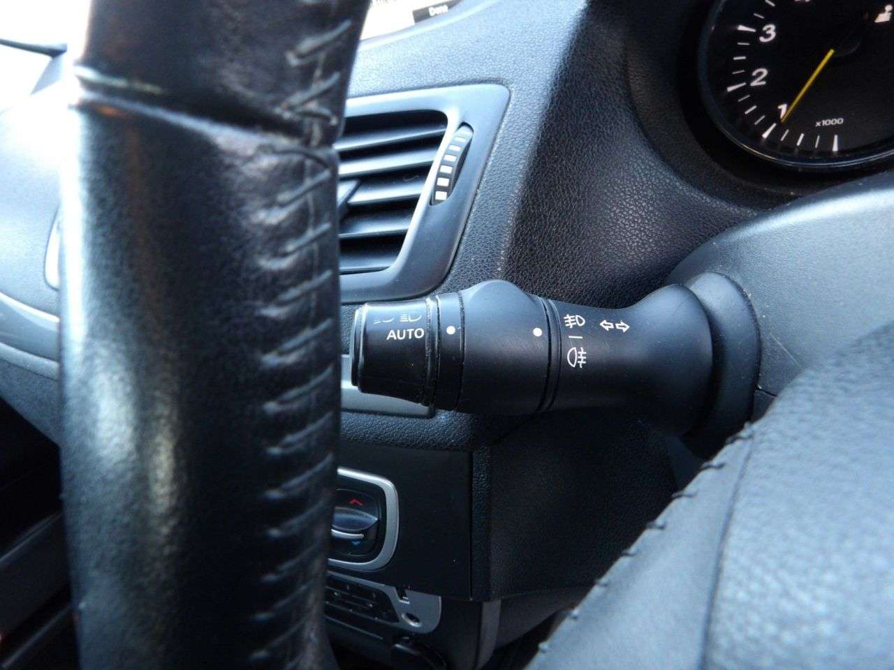 2016 RENAULT MEGANE 2016 RENAULT MEGANE