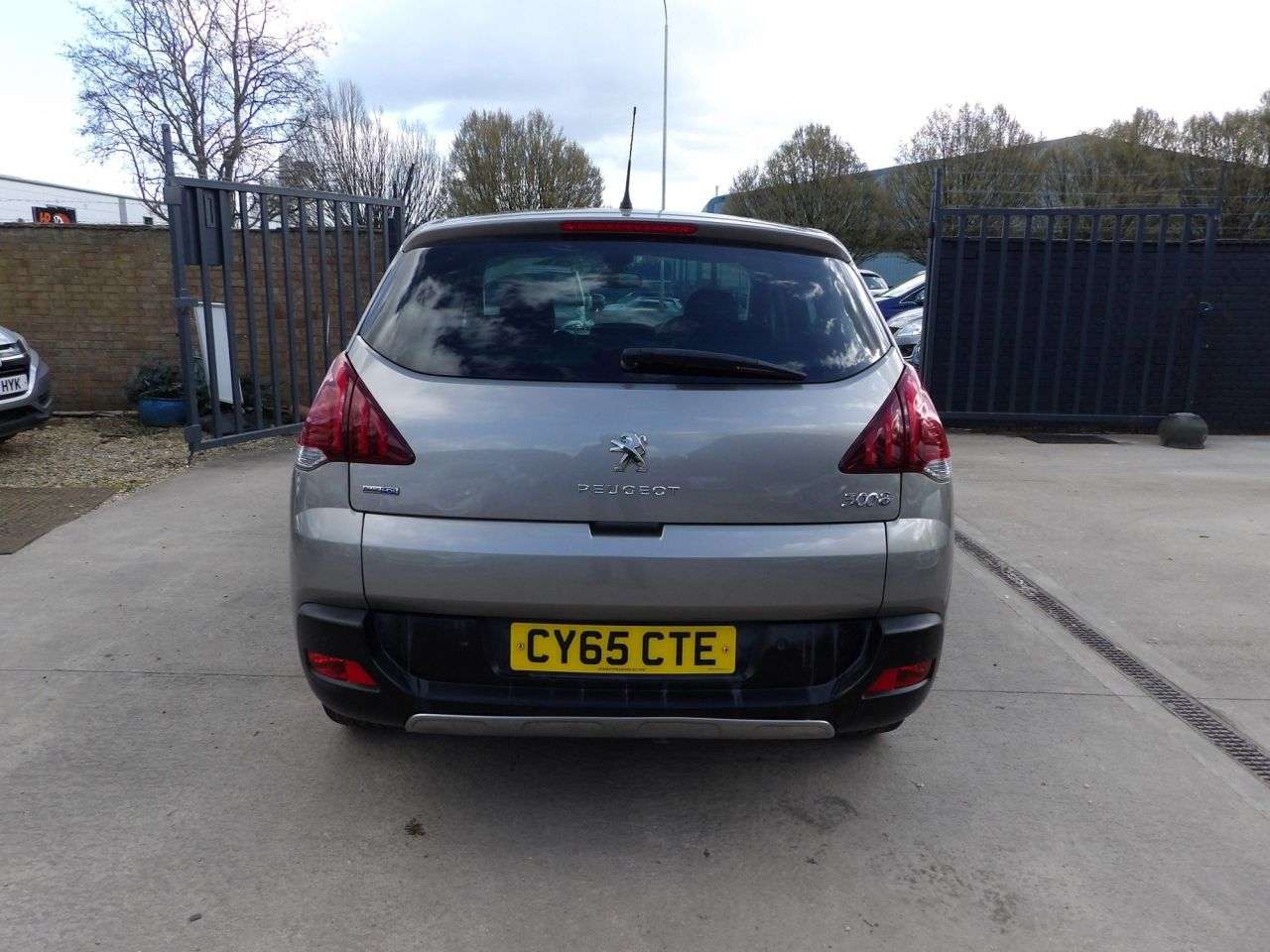 2015 PEUGEOT 3008 2015 PEUGEOT 3008