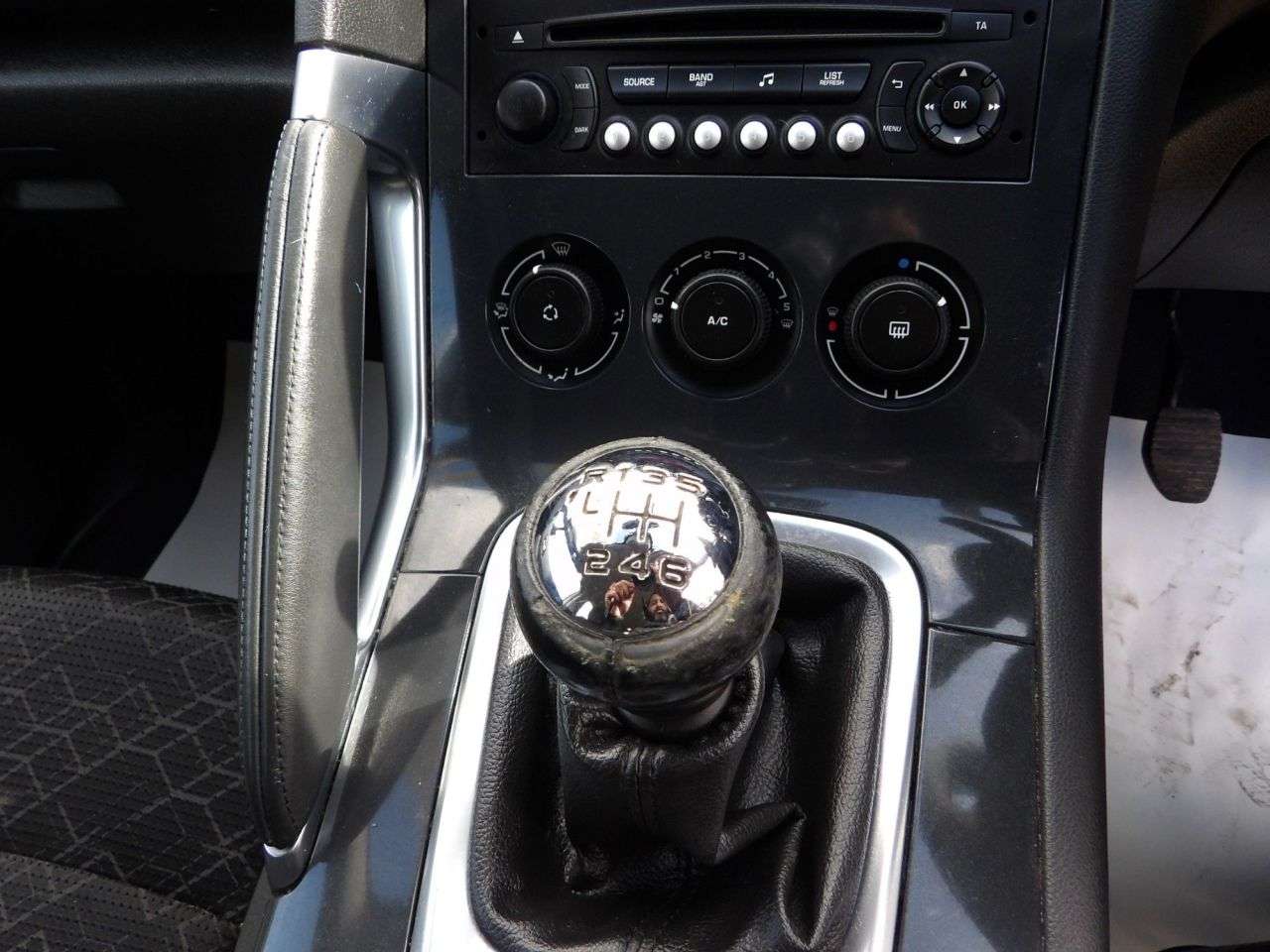 2015 PEUGEOT 3008 2015 PEUGEOT 3008