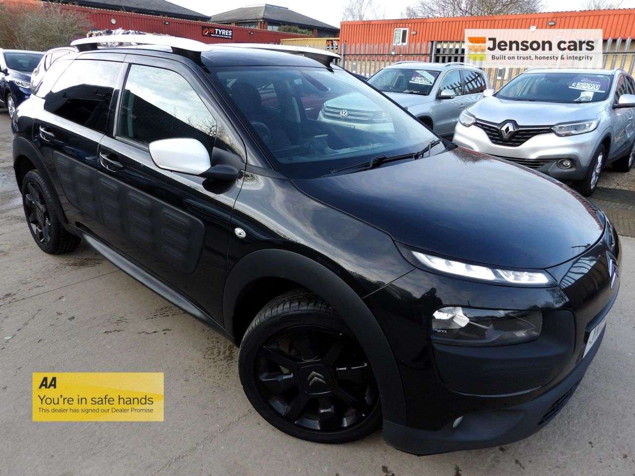 A 2015 CITROEN C4 CACTUS 1.6 BlueHDi Flair Hatchback 5dr Diesel Manual Euro 6 (s/s) (100 ps) A 2015 CITROEN C4 CACTUS 1.6 BlueHDi Flair Hatchback 5dr Diesel Manual Euro 6 (s/s) (100 ps)