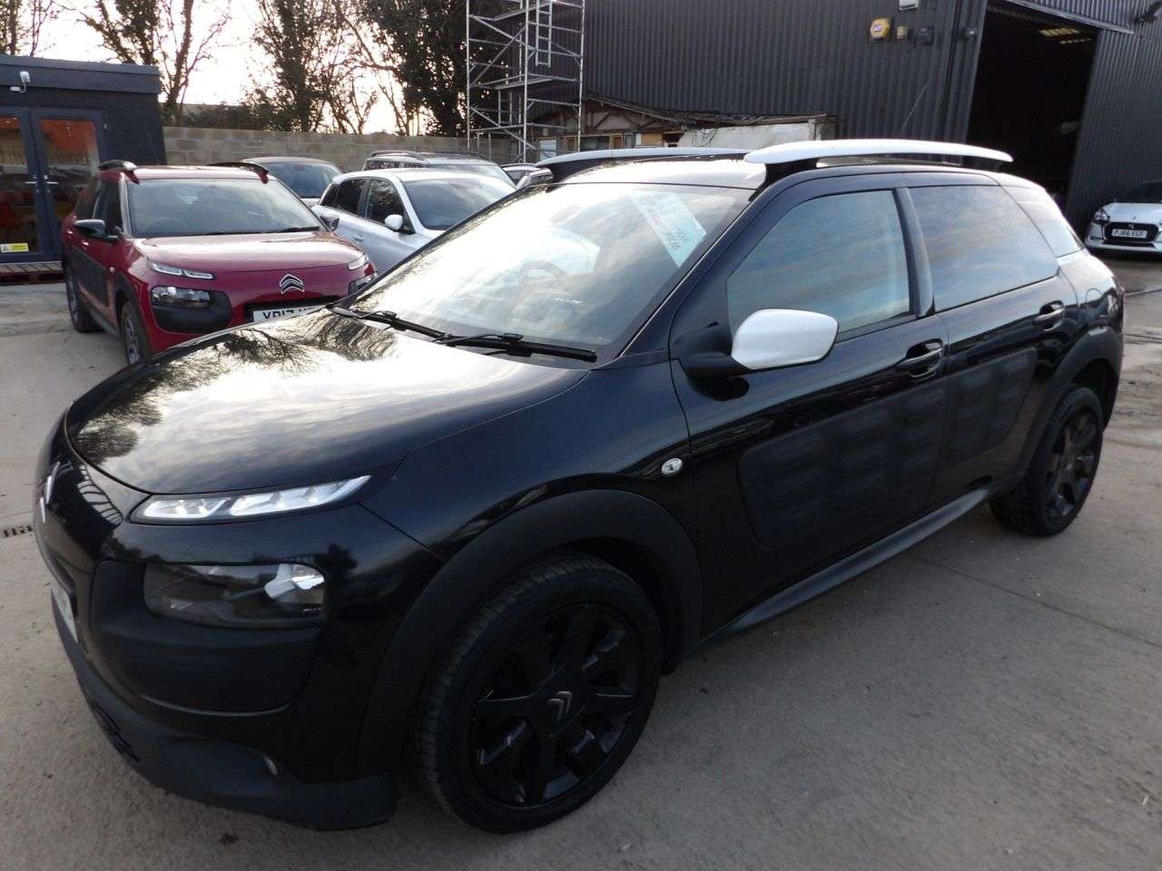 A 2015 CITROEN C4 CACTUS 1.6 BlueHDi Flair Hatchback 5dr Diesel Manual Euro 6 (s/s) (100 ps) A 2015 CITROEN C4 CACTUS 1.6 BlueHDi Flair Hatchback 5dr Diesel Manual Euro 6 (s/s) (100 ps)