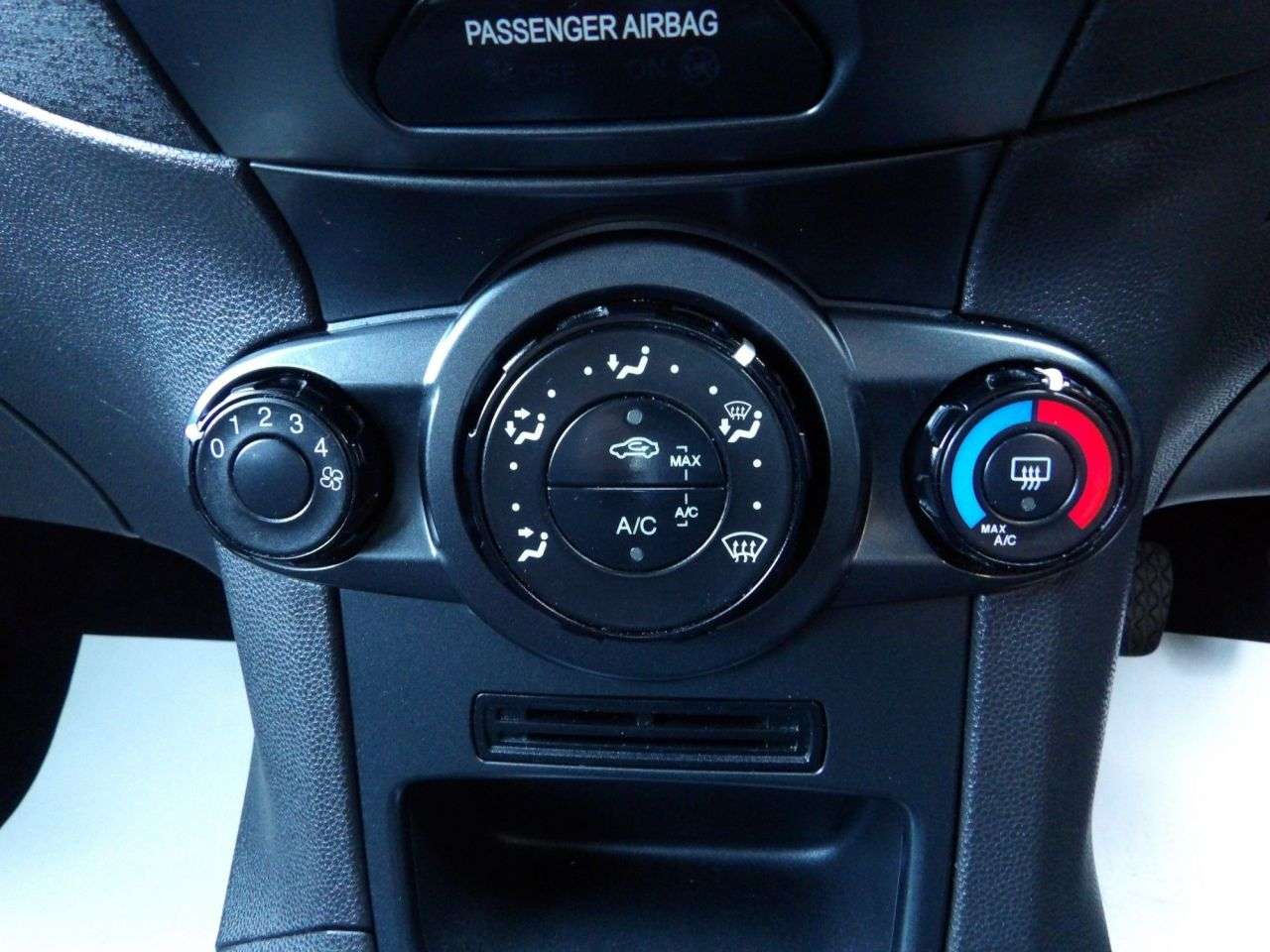 2016 FORD FIESTA 2016 FORD FIESTA