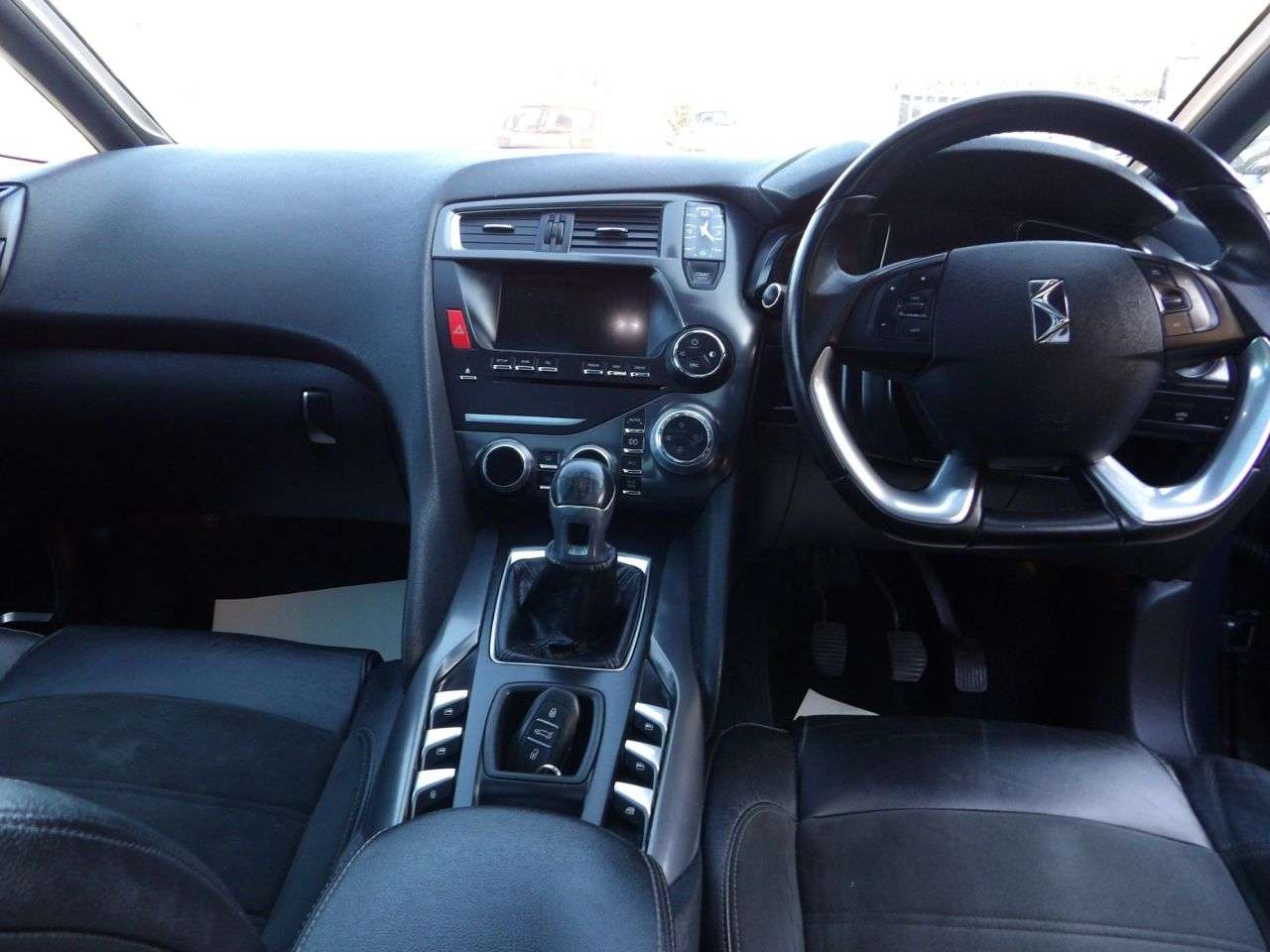 2015 DS AUTOMOBILES DS 5 2015 DS AUTOMOBILES DS 5