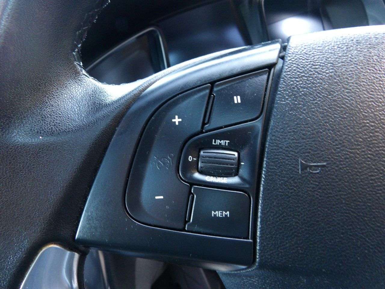 2015 DS AUTOMOBILES DS 5 2015 DS AUTOMOBILES DS 5