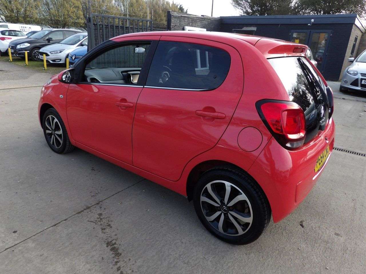 A 2014 CITROEN C1 1.0 VTi Flair Hatchback 5dr Petrol Manual Euro 5 (68 ps) A 2014 CITROEN C1 1.0 VTi Flair Hatchback 5dr Petrol Manual Euro 5 (68 ps)