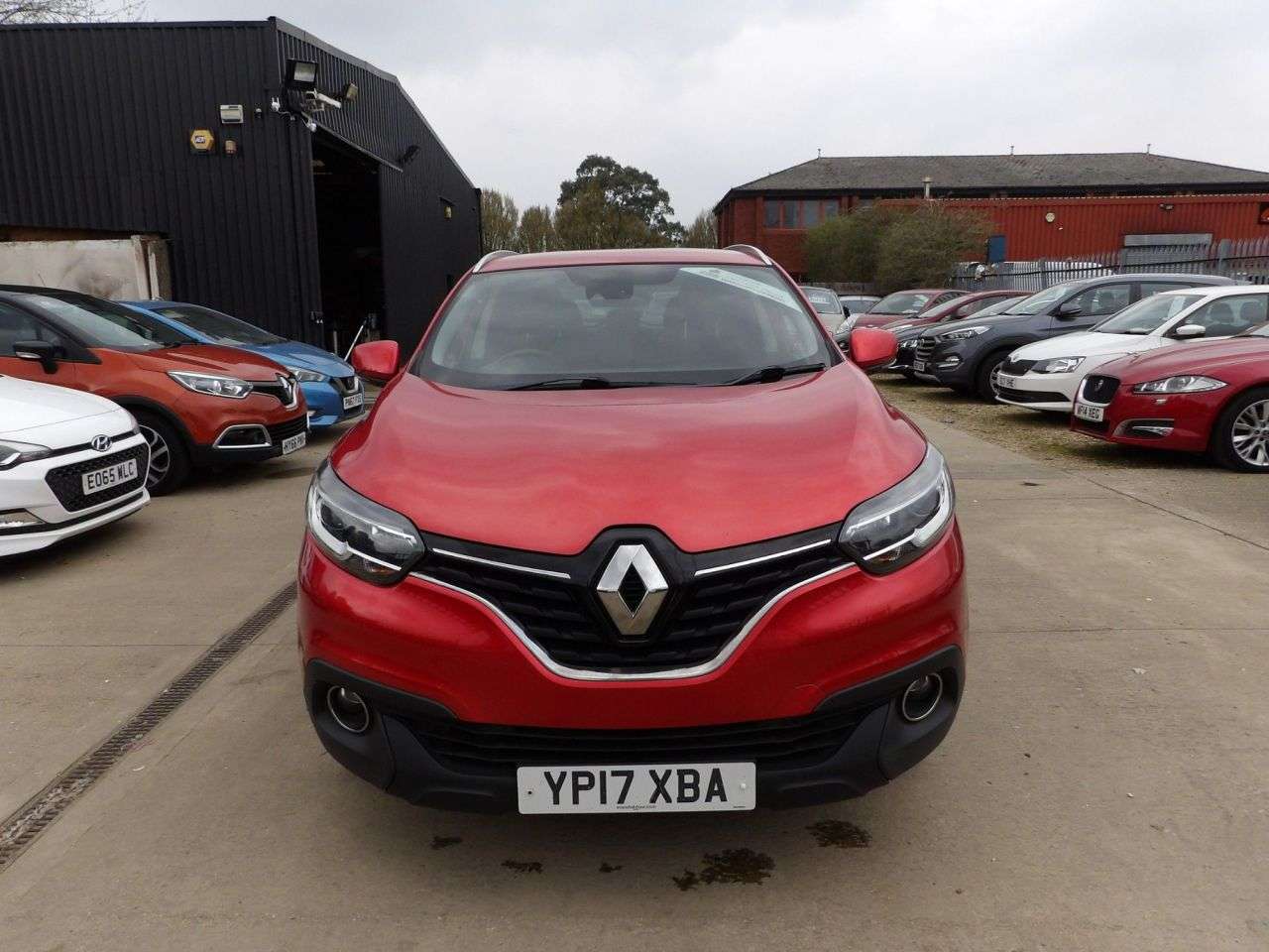 A 2017 RENAULT KADJAR 1.5 dCi Dynamique Nav SUV 5dr Diesel Manual Euro 6 (s/s) (110 ps) A 2017 RENAULT KADJAR 1.5 dCi Dynamique Nav SUV 5dr Diesel Manual Euro 6 (s/s) (110 ps)