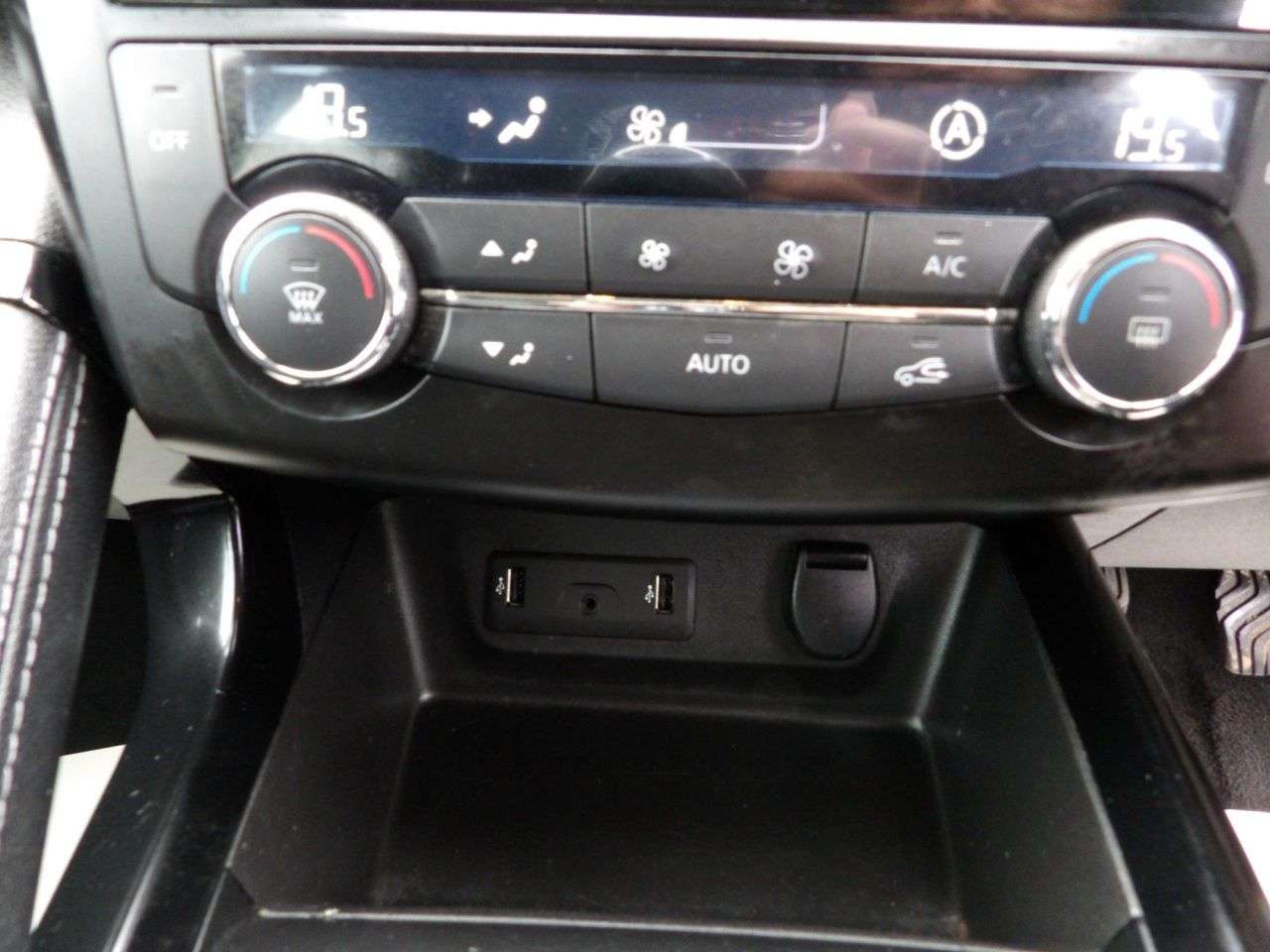 2017 RENAULT KADJAR 2017 RENAULT KADJAR