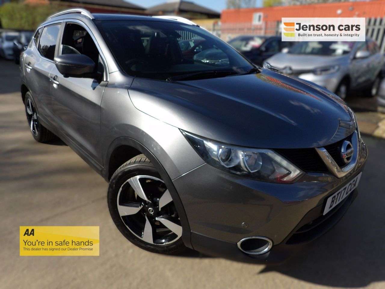A 2017 NISSAN QASHQAI 1.5 dCi N-Vision SUV 5dr Diesel Manual 2WD Euro 6 (s/s) (110 ps) A 2017 NISSAN QASHQAI 1.5 dCi N-Vision SUV 5dr Diesel Manual 2WD Euro 6 (s/s) (110 ps)