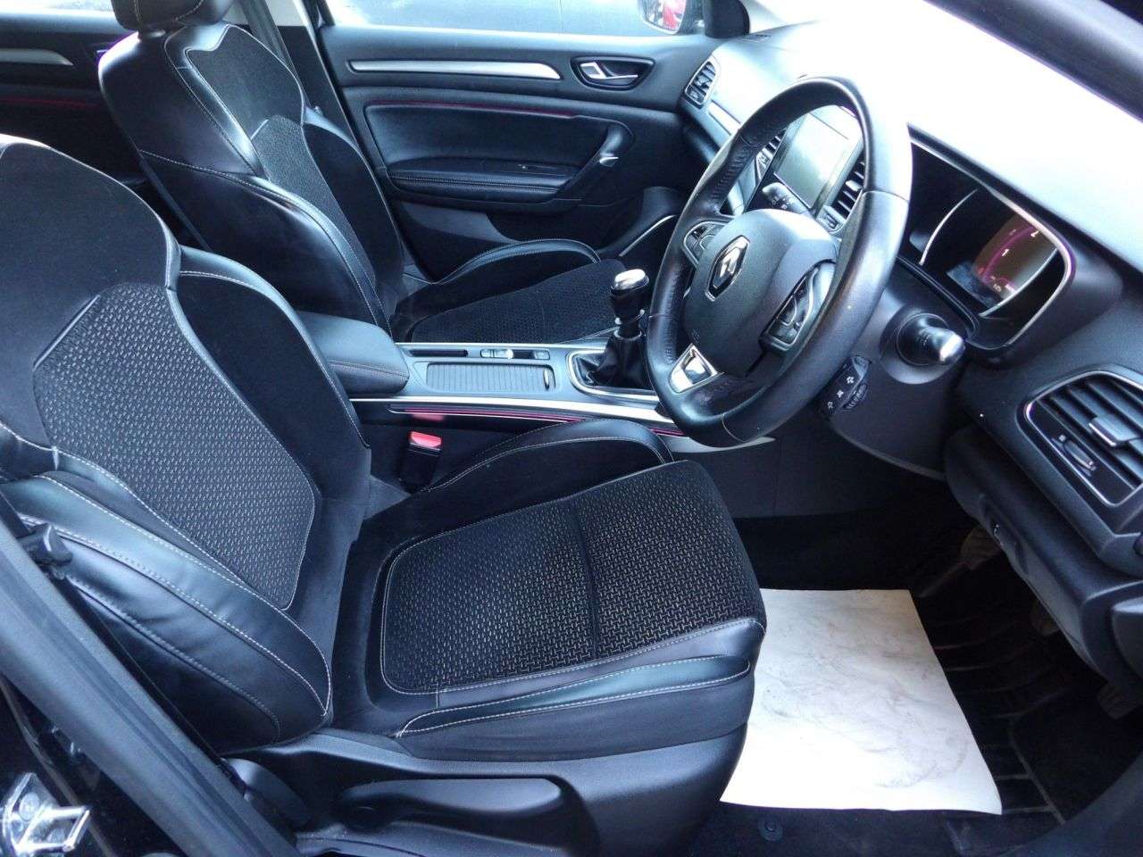 2016 RENAULT MEGANE 2016 RENAULT MEGANE