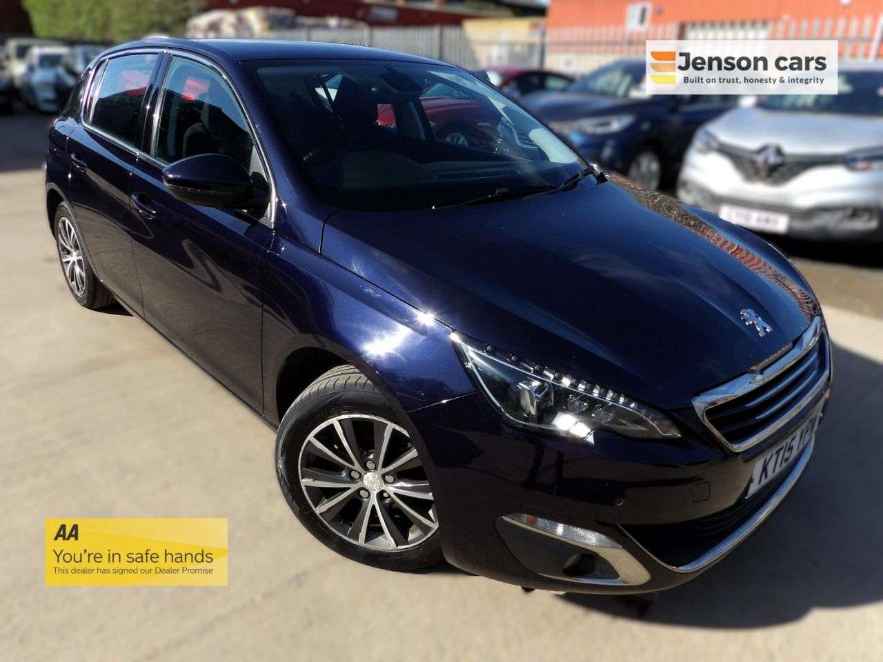 A 2015 PEUGEOT 308 1.6 BlueHDi Allure Hatchback 5dr Diesel Manual Euro 6 (s/s) (120 ps) A 2015 PEUGEOT 308 1.6 BlueHDi Allure Hatchback 5dr Diesel Manual Euro 6 (s/s) (120 ps)