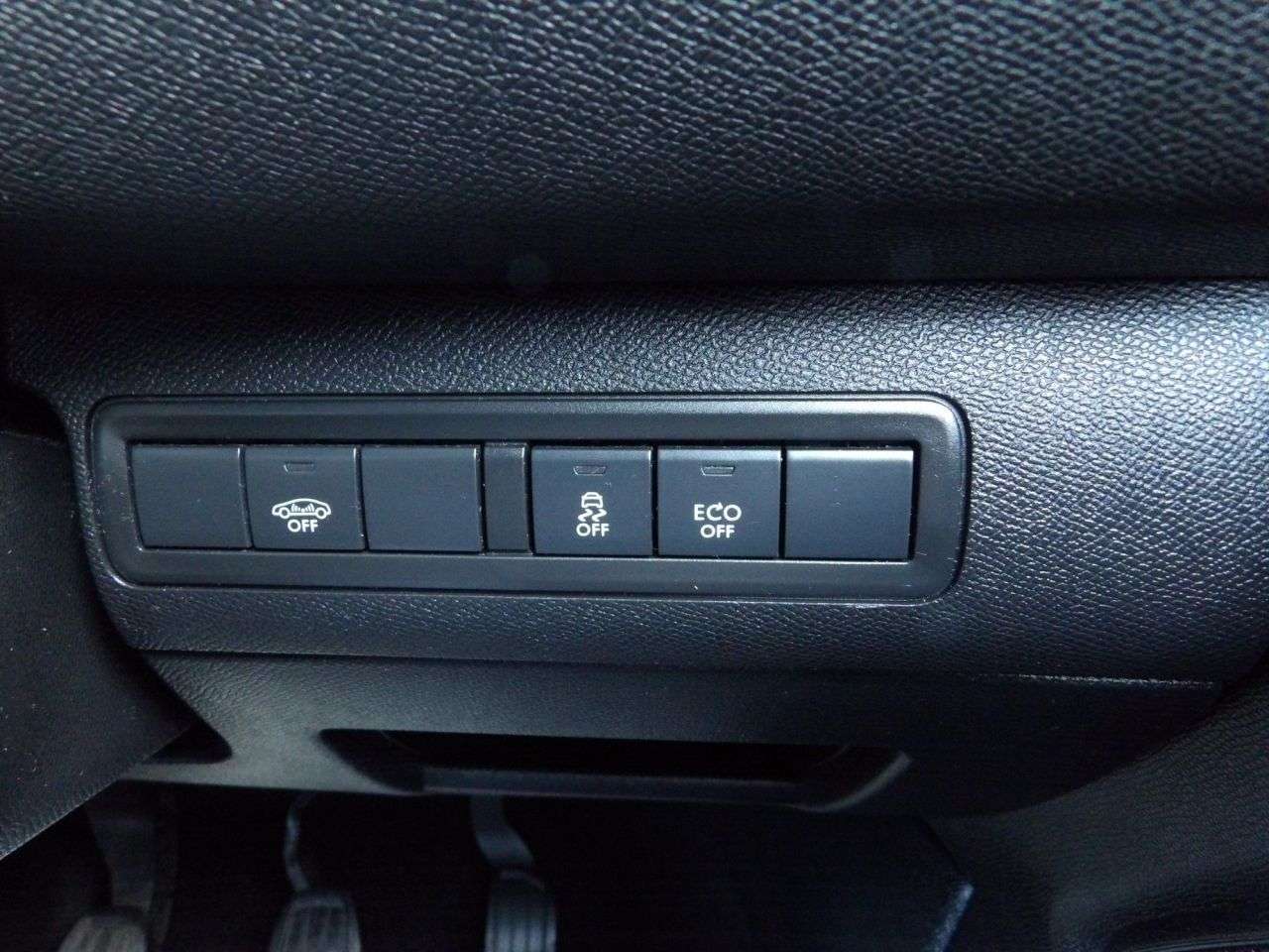 2015 PEUGEOT 308 2015 PEUGEOT 308