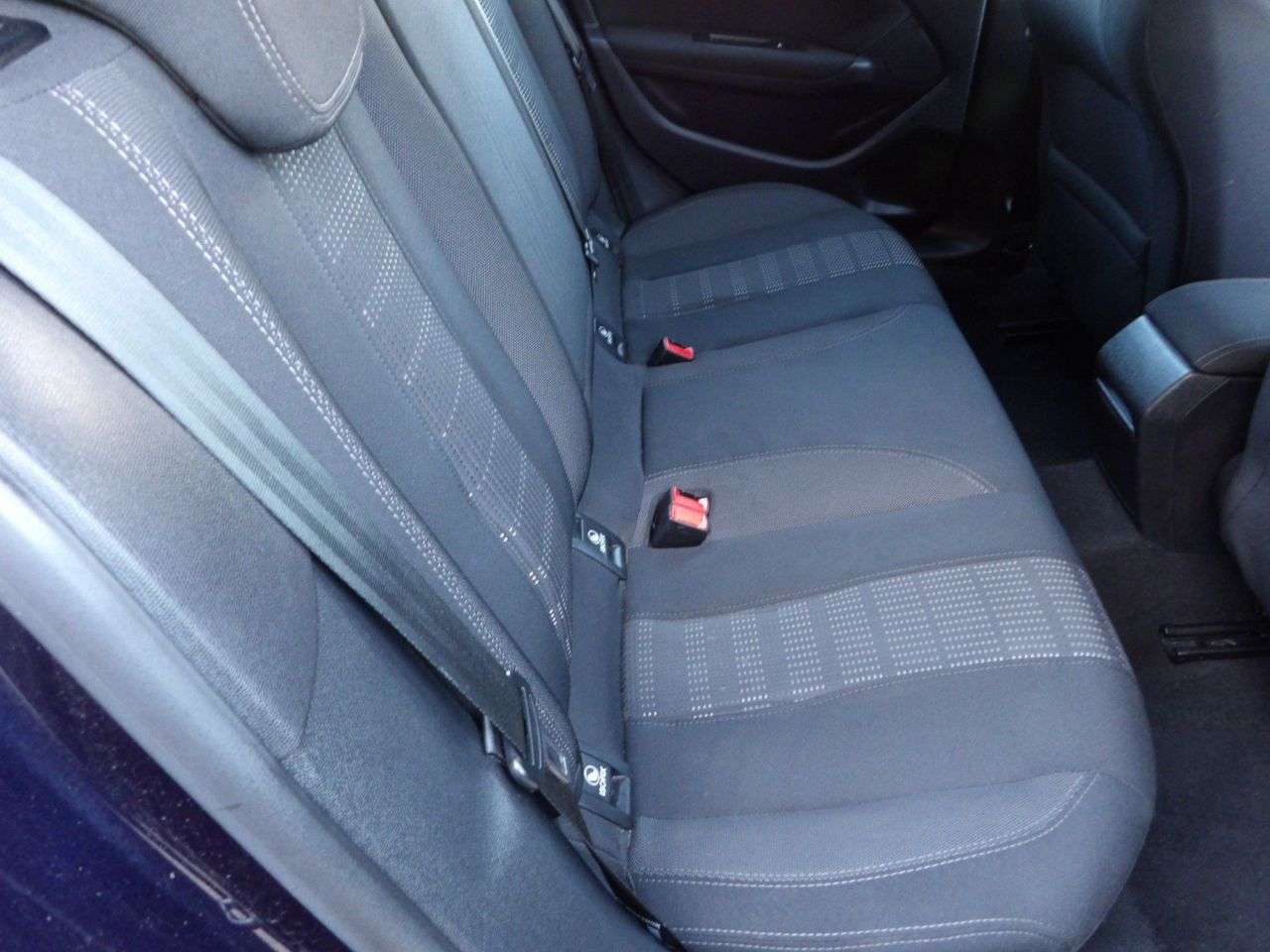 2015 PEUGEOT 308 2015 PEUGEOT 308