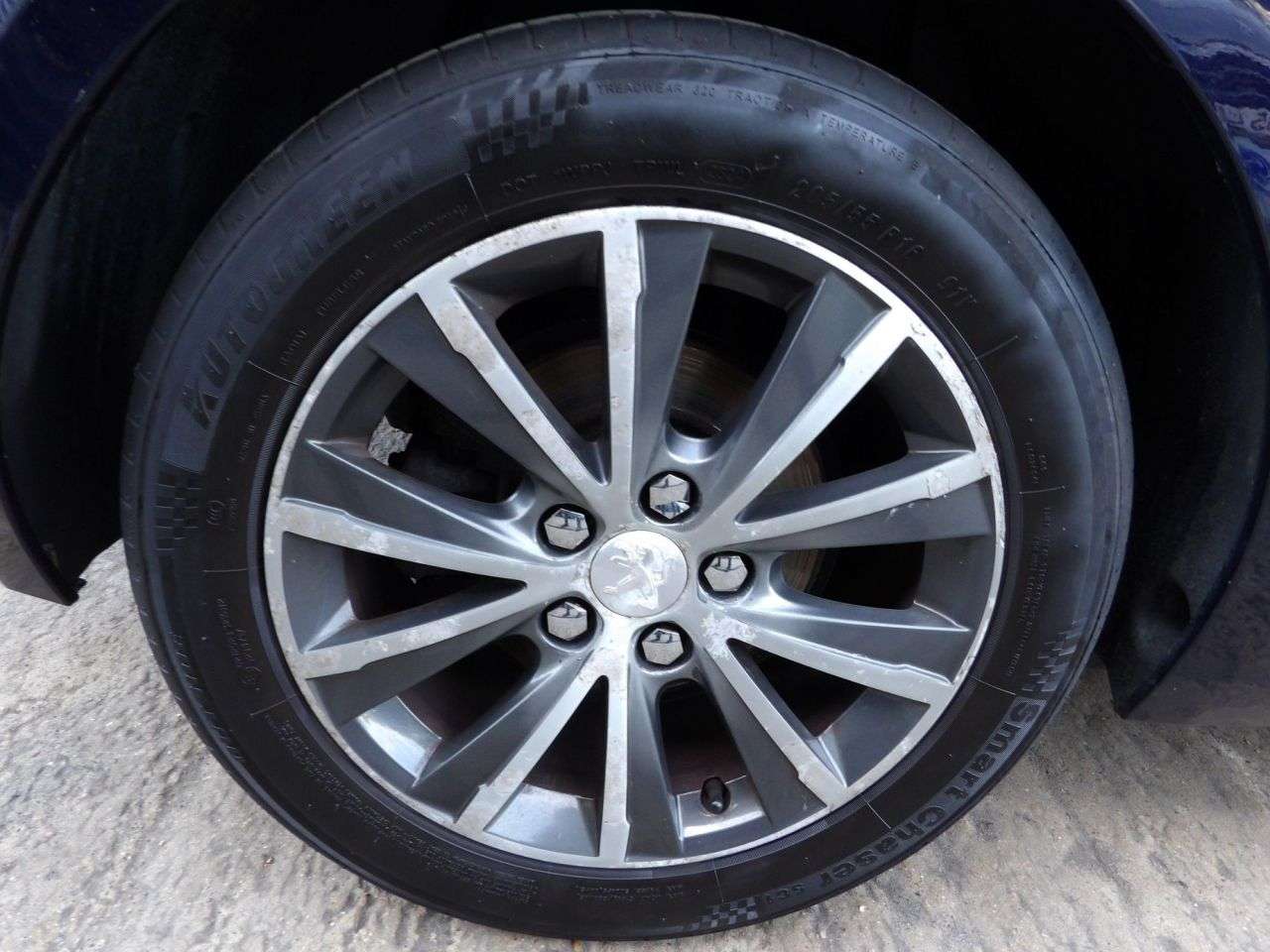 2015 PEUGEOT 308 2015 PEUGEOT 308