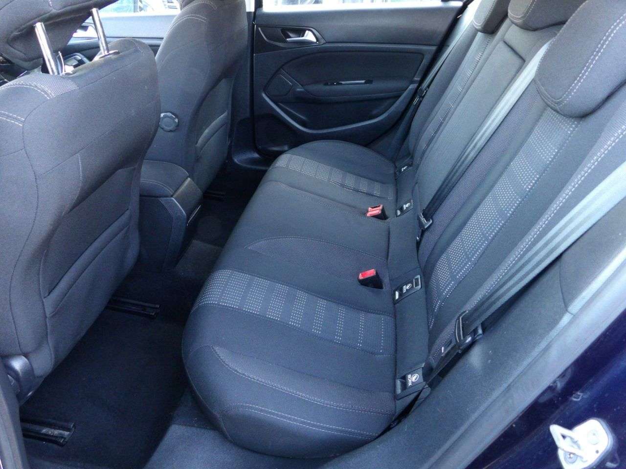 2015 PEUGEOT 308 2015 PEUGEOT 308