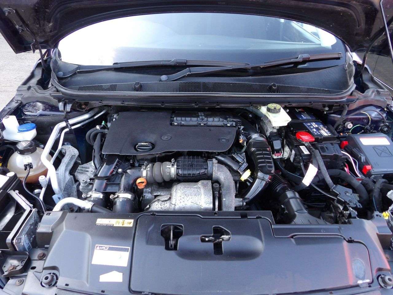 2015 PEUGEOT 308 2015 PEUGEOT 308