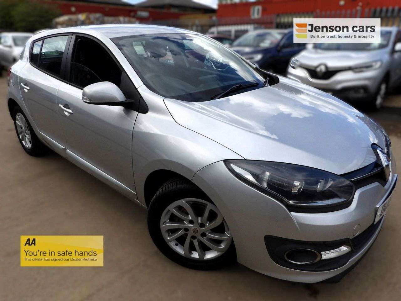 A 2015 RENAULT MEGANE 1.5 dCi ENERGY Expression + Hatchback 5dr Diesel Manual Euro 5 (s/s) (110 p A 2015 RENAULT MEGANE 1.5 dCi ENERGY Expression + Hatchback 5dr Diesel Manual Euro 5 (s/s) (110 p