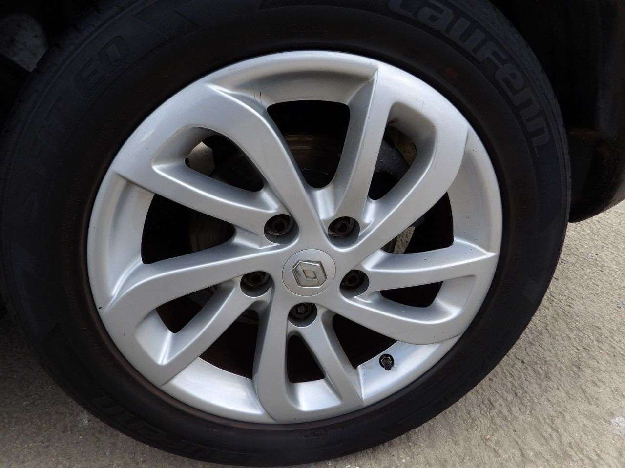 2015 RENAULT MEGANE 2015 RENAULT MEGANE