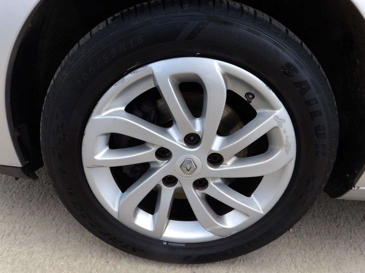 2015 RENAULT MEGANE 2015 RENAULT MEGANE