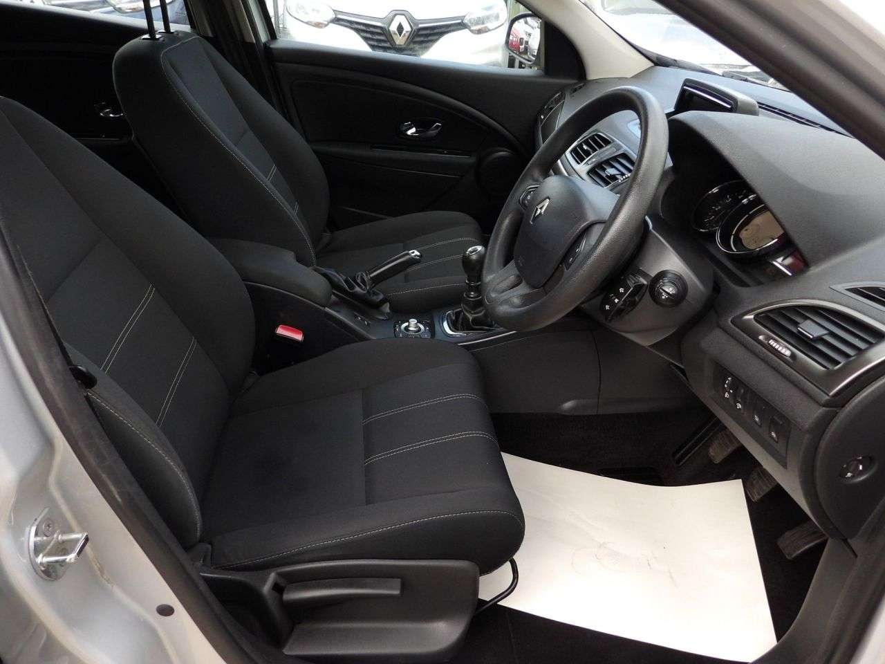 2015 RENAULT MEGANE 2015 RENAULT MEGANE