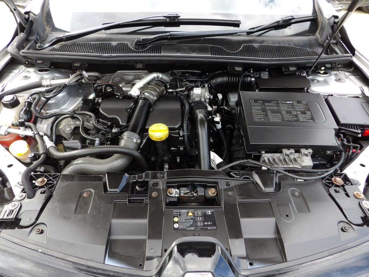 2015 RENAULT MEGANE 2015 RENAULT MEGANE