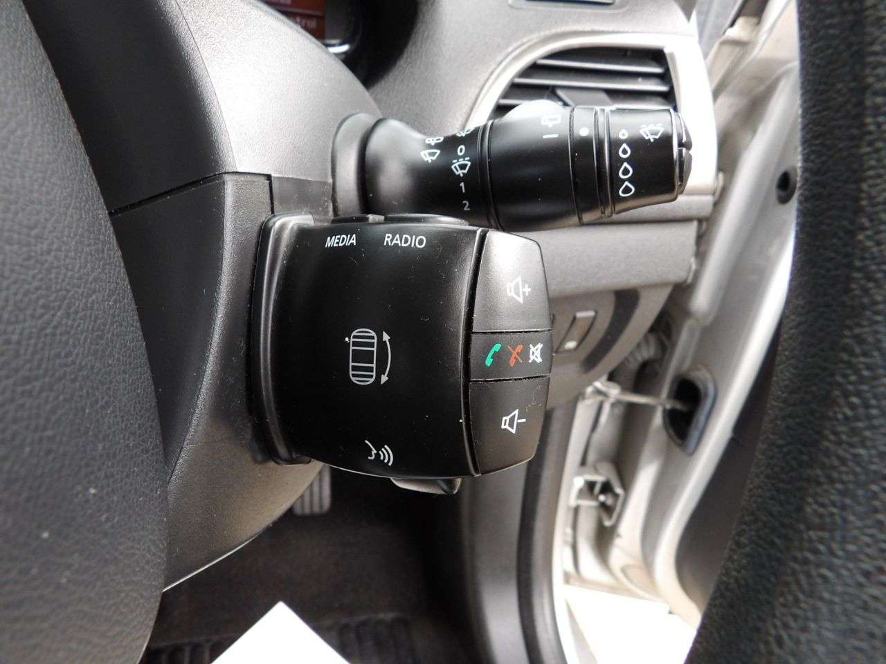 2015 RENAULT MEGANE 2015 RENAULT MEGANE